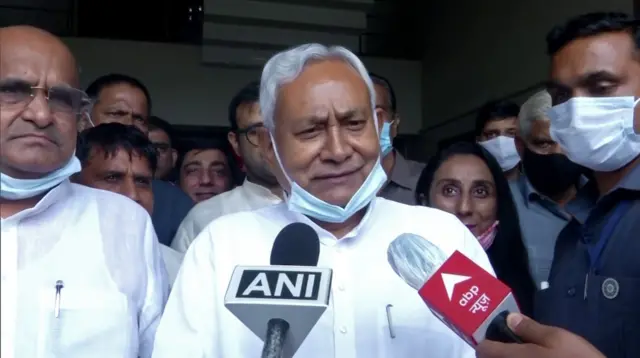 नीतीश कुमार