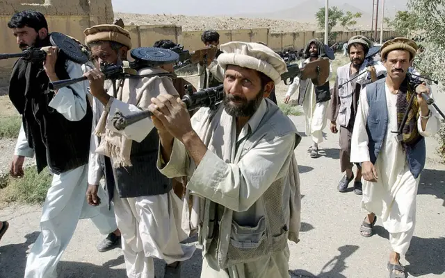 હથિયારો સાથે તાલિબાન