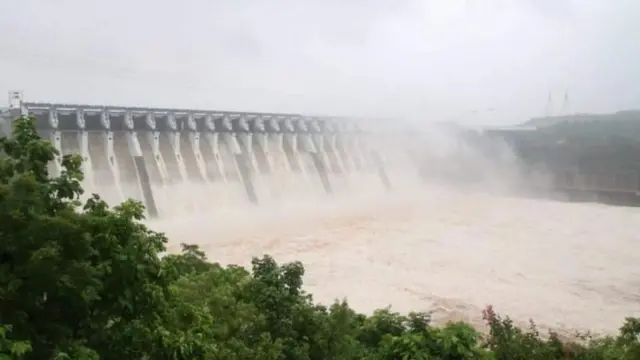 સરદાર સરોવર નર્મદા ડૅમ