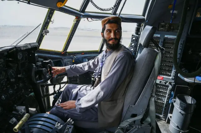 کابل ائیر پورٹ