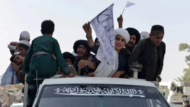 طالبان کے حمایتی قندھار میں جشن منا رہے ہیں