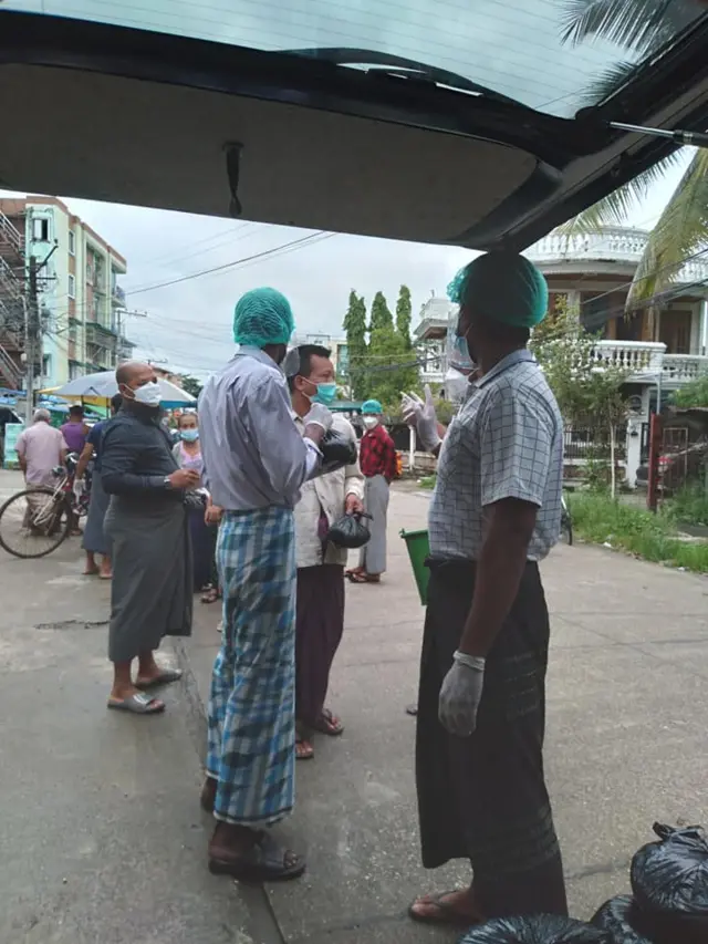 အခြေခံစားကုန်တွေကို ကျပ် ၁၀၀ ထက်မပိုပဲရောင်းချပေးလာကြ