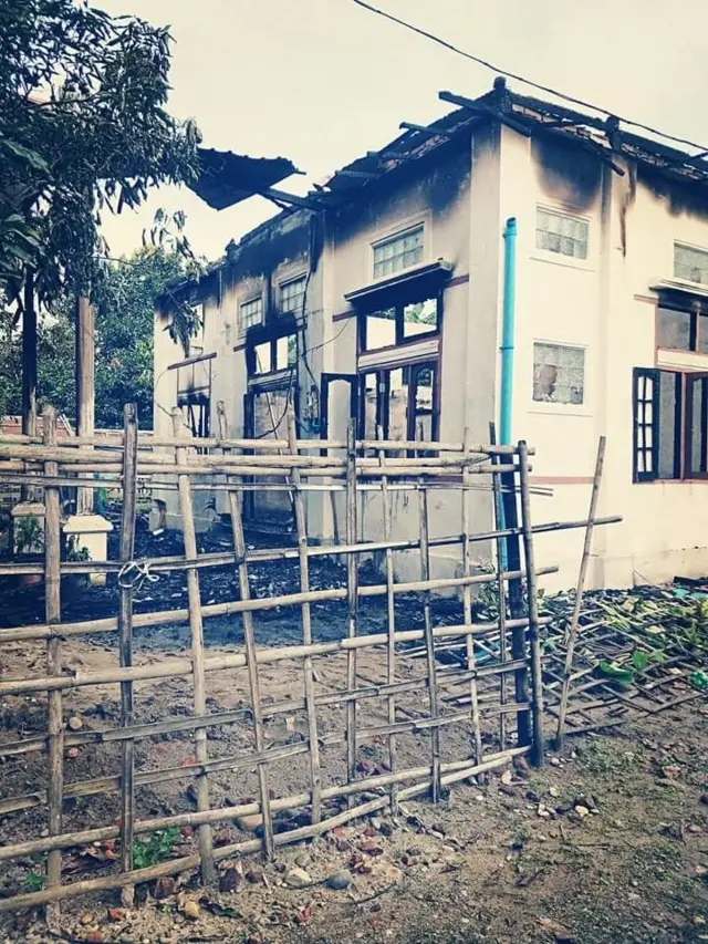 နေအိမ်တချို့မီးလောင်ပျက်စီး