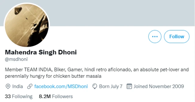 धोनी का अकाउंट