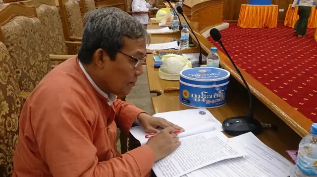 ရခိုင်ဝန်ကြီးဟောင်းငါးဦးကို အဂတိမှုနဲ့စတင်စစ်ဆေး