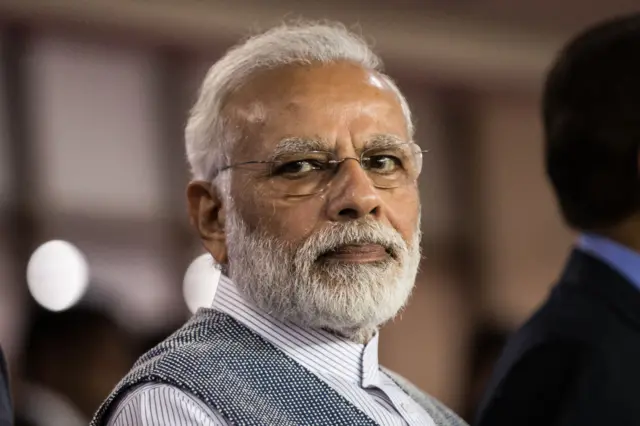 मोदी