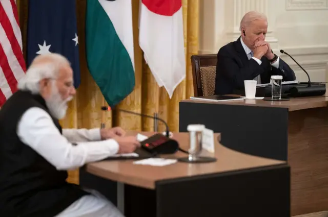 मोदी