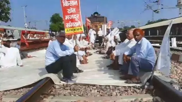 ਸੋਨੀਪਤ ਰੇਲਵਾ ਸਟੇਸ਼ਨ ’ਤੇ ਕਿਸਾਨਾਂ ਨੇ ਲਗਾਇਆ ਜਾਮ