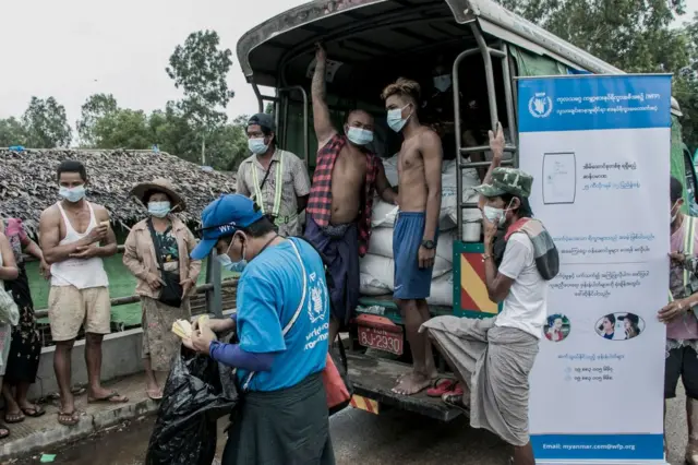 တစ်လအတွင်း ပြည်တွင်းက လူပေါင်း သုံးသိန်းခြောက်သောင်းကို အကူအညီပေးထားနိုင်တယ်လို့ UNOCHA ပြော
