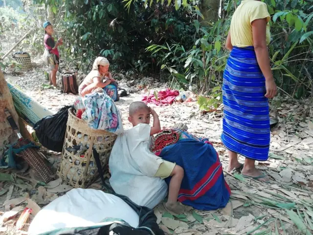 စစ်ကောင်စီက တိုင်းရင်းသားဒေသတွေမှာ ထိုးစစ်ဆင်နေတာရပ်တန့်ဖို့ NUG ကြေညာ