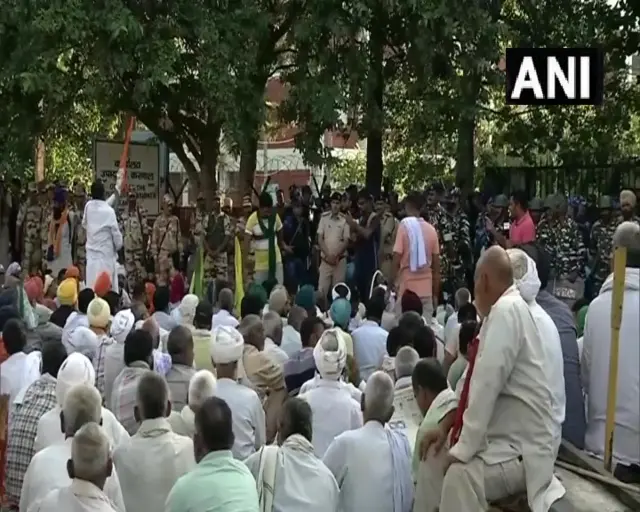 करनाल में किसानों का विरोध प्रदर्शन