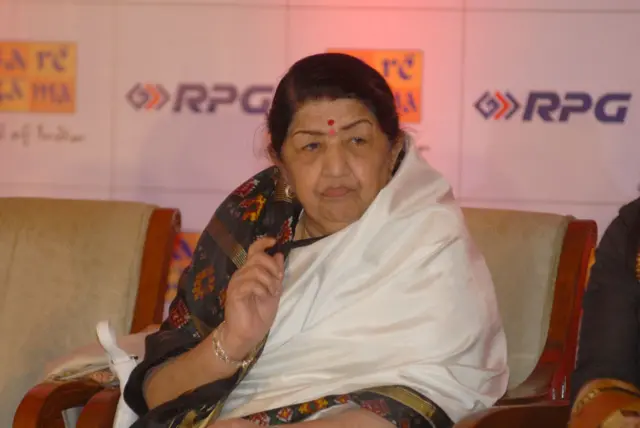 लता मंगेशकर