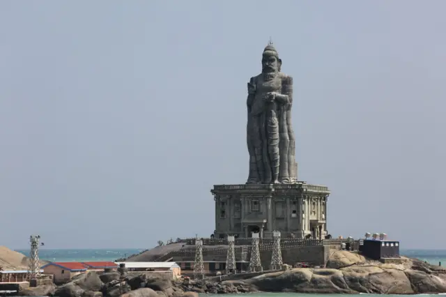 திருவள்ளுவர் சிலை