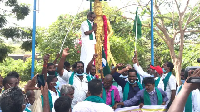 விவசாயிகள் பேரணி