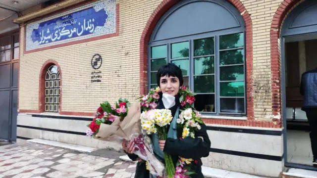 لیلی حسین‌زاده