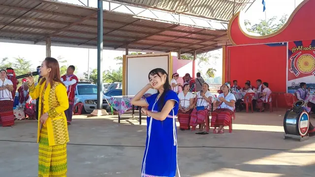 ကရင်အမျိုးသားနှစ်သစ်ကူးနေ့ကို မြဝတီမှာ အကျဉ်းရုံးကျင်းပ