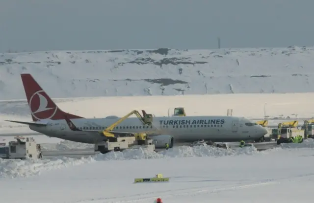 İstanbul Havalimanı'nda tüm pistler hizmete açıldı