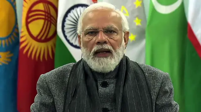 प्रधानमंत्री नरेंद्र मोदी