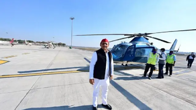 अखिलेश यादव