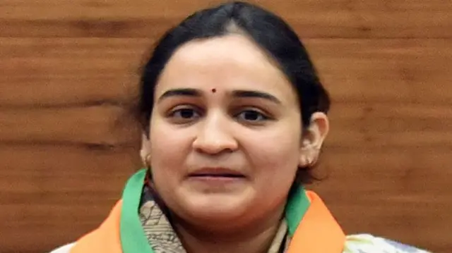 अपर्णा यादव