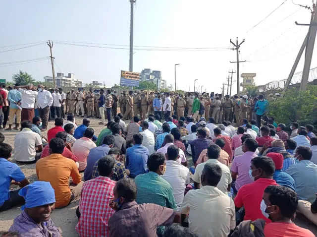 பழவேற்காடு போராட்டம்