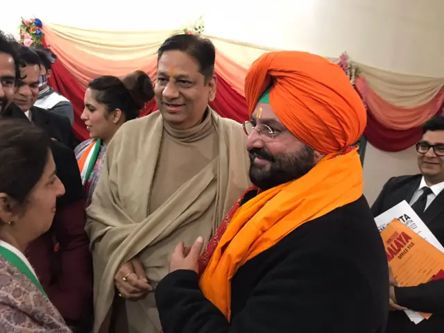 ਅਸ਼ਵਨੀ ਸੇਖੜੀ ਅਤੇ ਫਤਿਹ ਜੰਗ ਸਿੰਘ ਬਾਜਵਾ