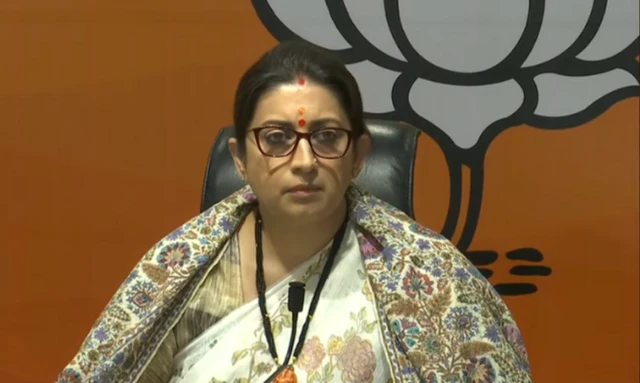 स्मृति ईरानी