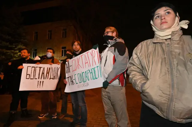 Акция у посольства Казахстана в Киеве