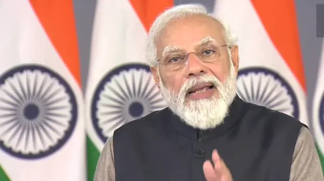 नरेंद्र मोदी