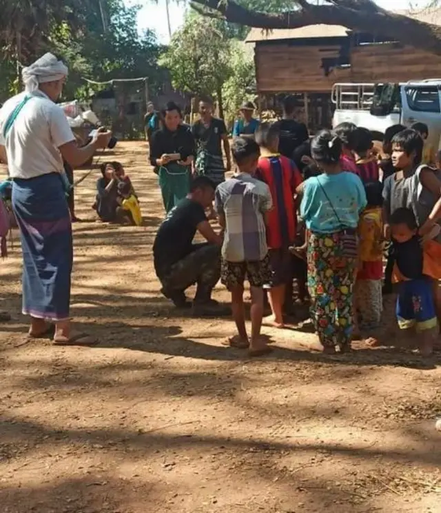 ကတိုးထကျေးရွာက ဒေသခံထောင်ချီဟာ စစ်ဘေးရှောင်နေရ