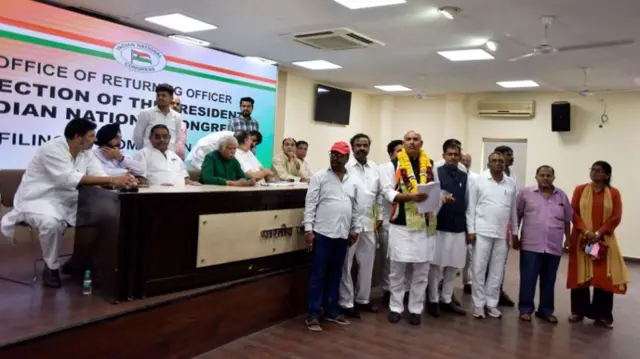 केएन त्रिपाठी