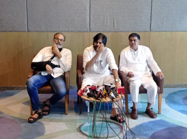 పవన్ కల్యాణ్ ప్రెస్ మీట్‌