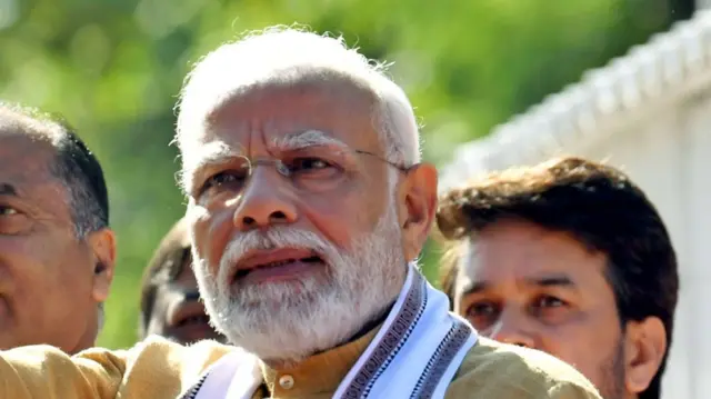 मोदी