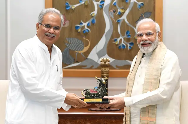 पीएम मोदी और भूपेश बघेल