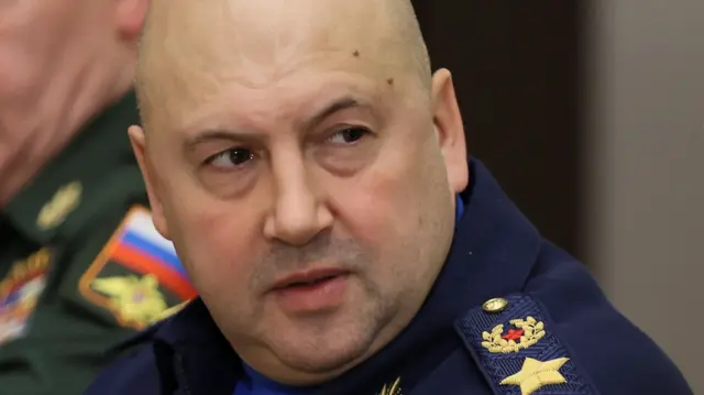 генерал Суровикин