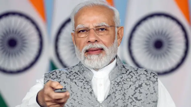 प्रधानमंत्री नरेंद्र मोदी