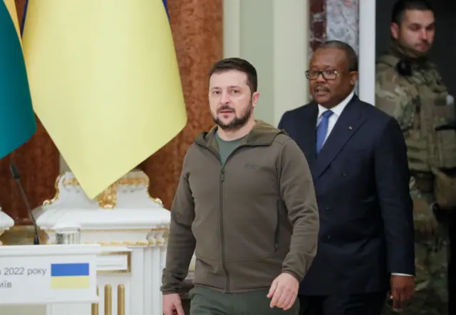 Зеленский и Биссау Умару Сиссоку Эмбало