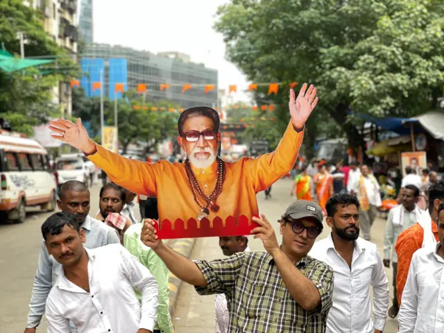बाळासाहेब ठाकरे यांचं पोस्टर