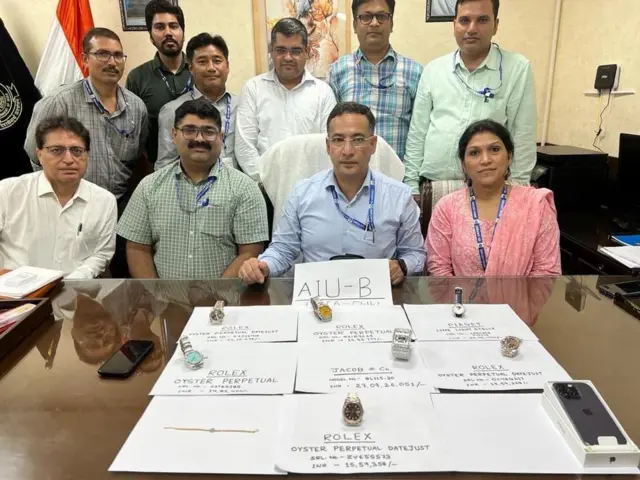 कस्टम की कार्रवाई