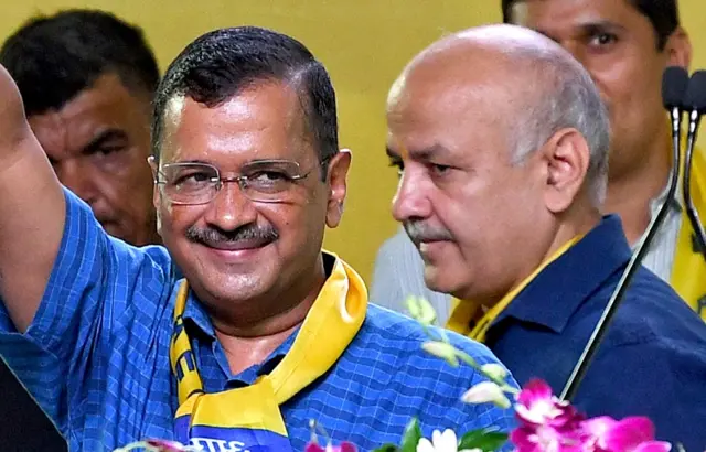 अरविंद केजरीवाल और मनीष सिसोदिया