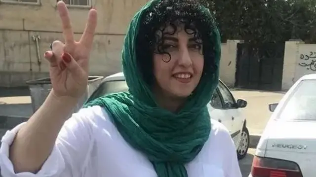 نرگس محمدی