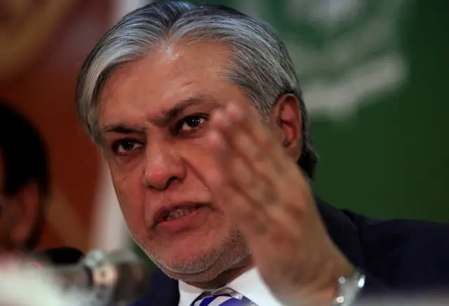 اسحاق ڈار