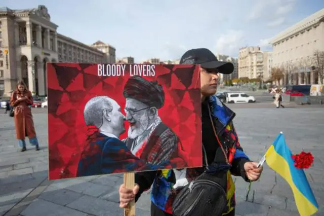 Акция иранской диаспоры в Киеве против российско-иранского альянса