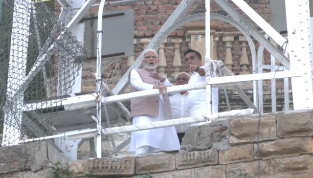 મોદી અને સંઘવી