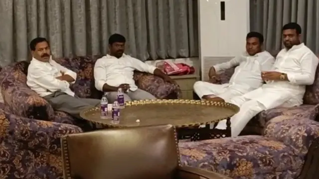 ఫాంహౌస్‌లో టీఆర్ఎస్ ఎమ్మెల్యేలు