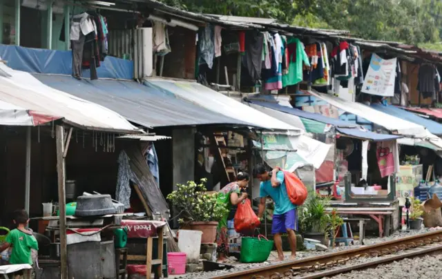 દુનિયાના સૌથી ગરીબ દેશોને વેઠવી પડી રહી છે વધુ મુશ્કેલીઓ