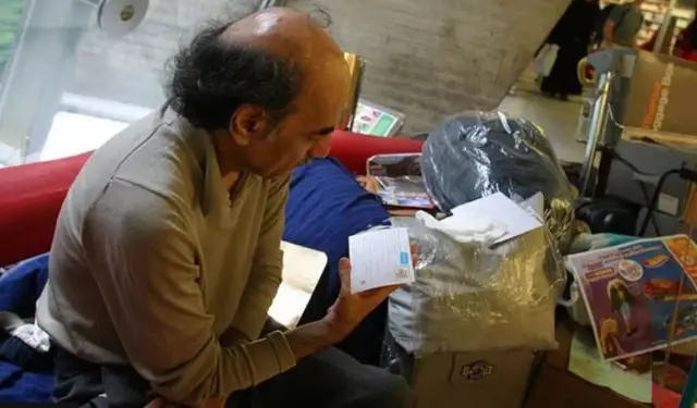 Ndụ Mehran Karimi Nasseri biri masịrị ọtụtụ ndị mmadụ