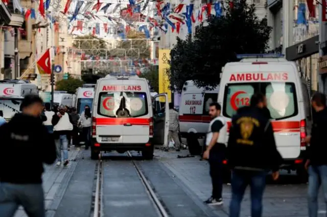Ugu yaraan 6 qof ayaa ku dhimatay qaraxii shaley ka dhacay Istanbul