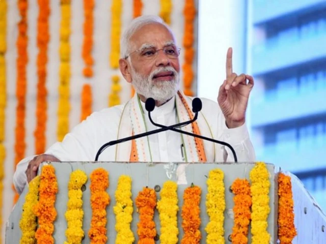 प्रधानमंत्री नरेंद्र मोदी