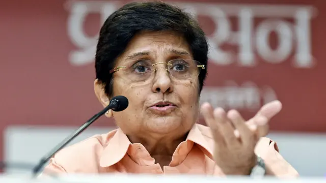 किरण बेदी